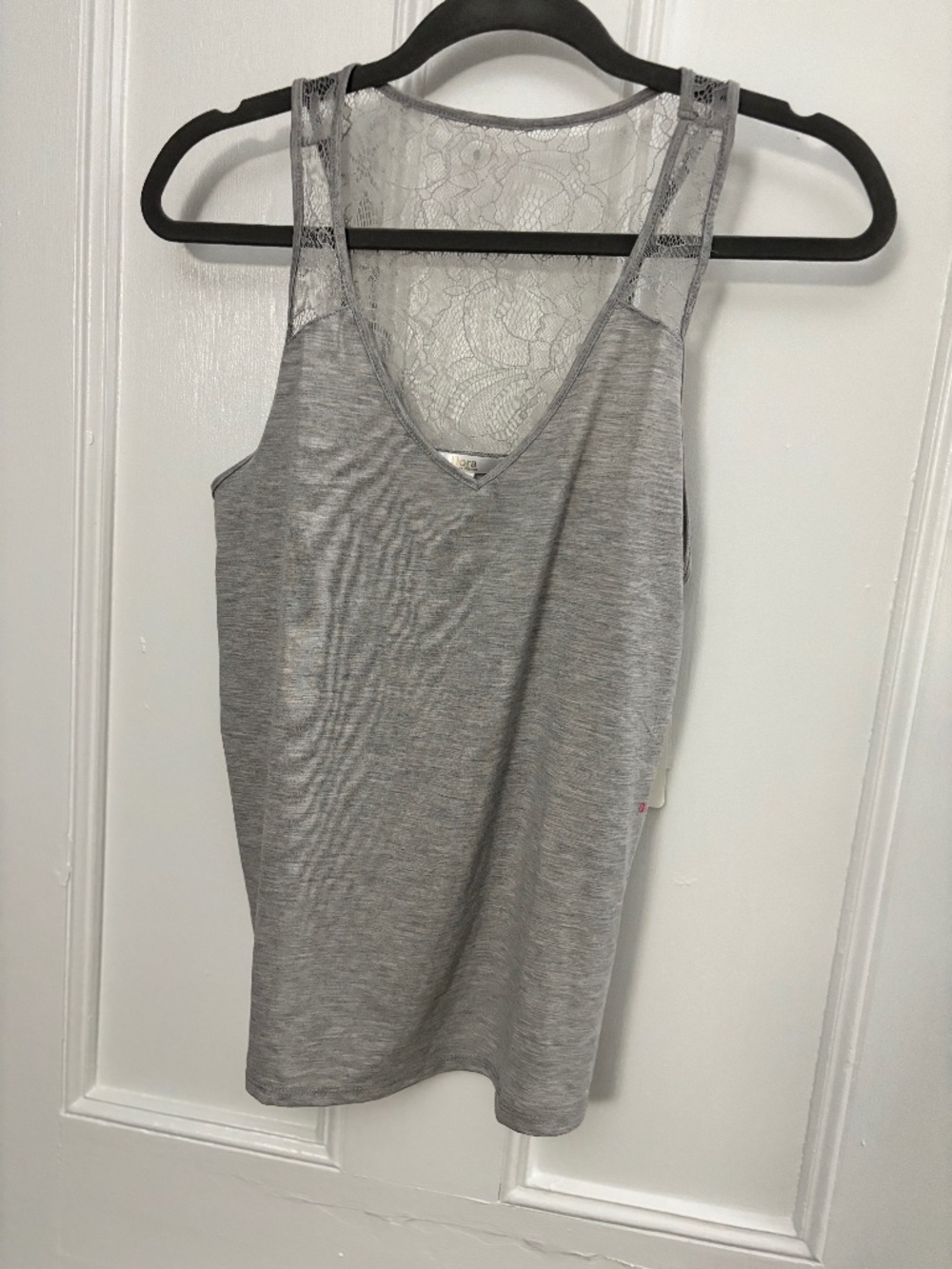NWT Sleveless knit camisole with lace insets